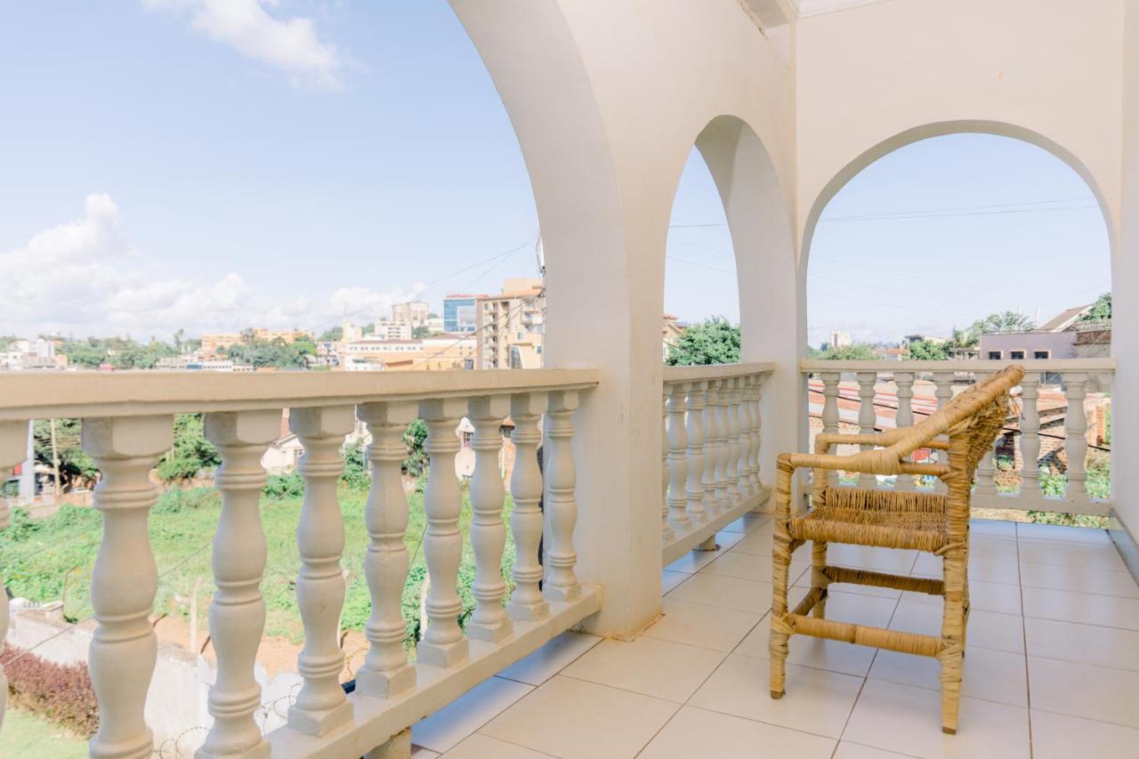 Luxury Acacia Villa With Kampala'S Best View Exterior photo