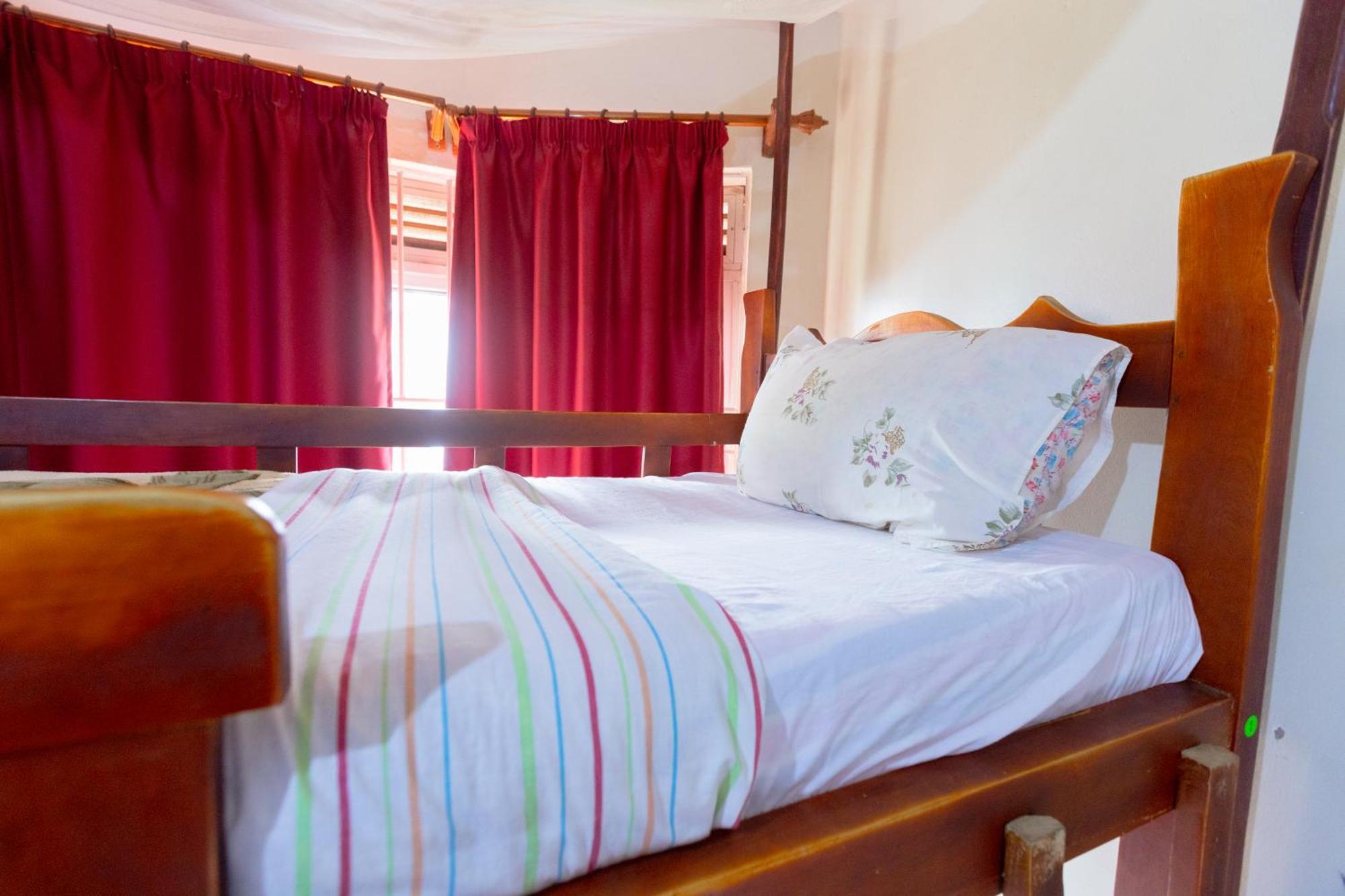 Luxury Acacia Villa With Kampala'S Best View Exterior photo