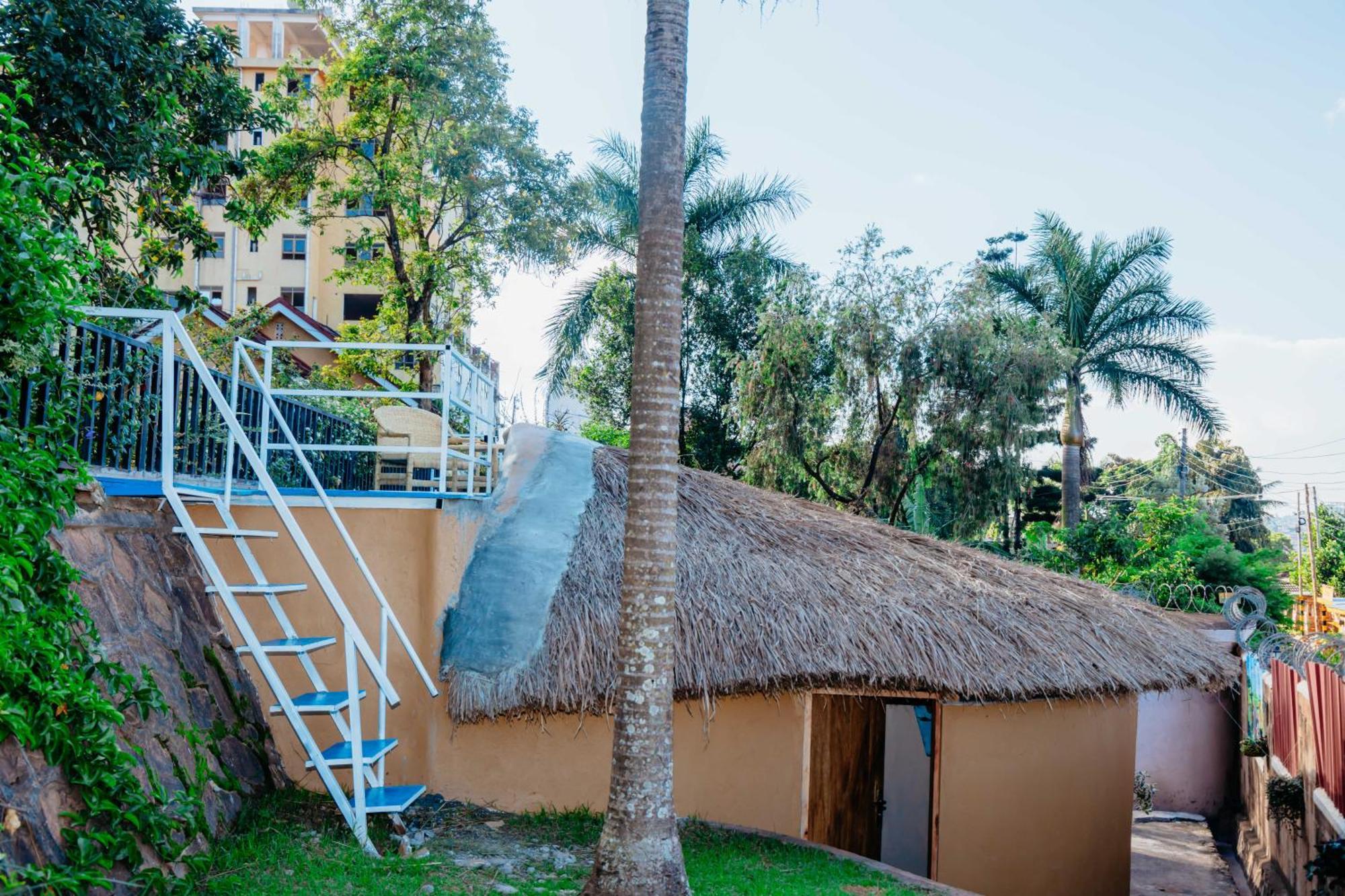 Luxury Acacia Villa With Kampala'S Best View Room photo